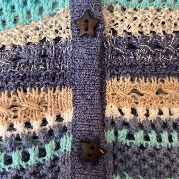 SURPRISE 2 SURPRISE sweaters - lightweight knit - blue hand embroidered & coral - Picture 3 of 5